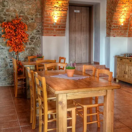 Guest house A Restaurace Myslivna Kolence - Trebonsko
