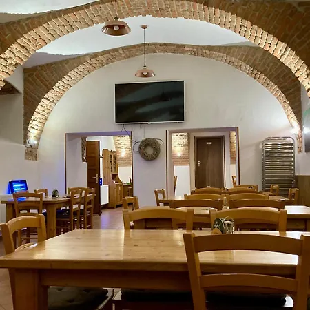 A Restaurace Myslivna Kolence - Trebonsko 3* Trebon