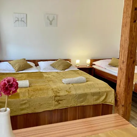 A Restaurace Myslivna Kolence - Trebonsko Guest house Trebon