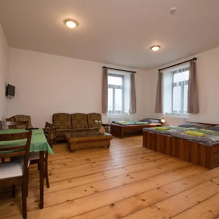 Guest house A Restaurace Myslivna Kolence - Trebonsko 3*